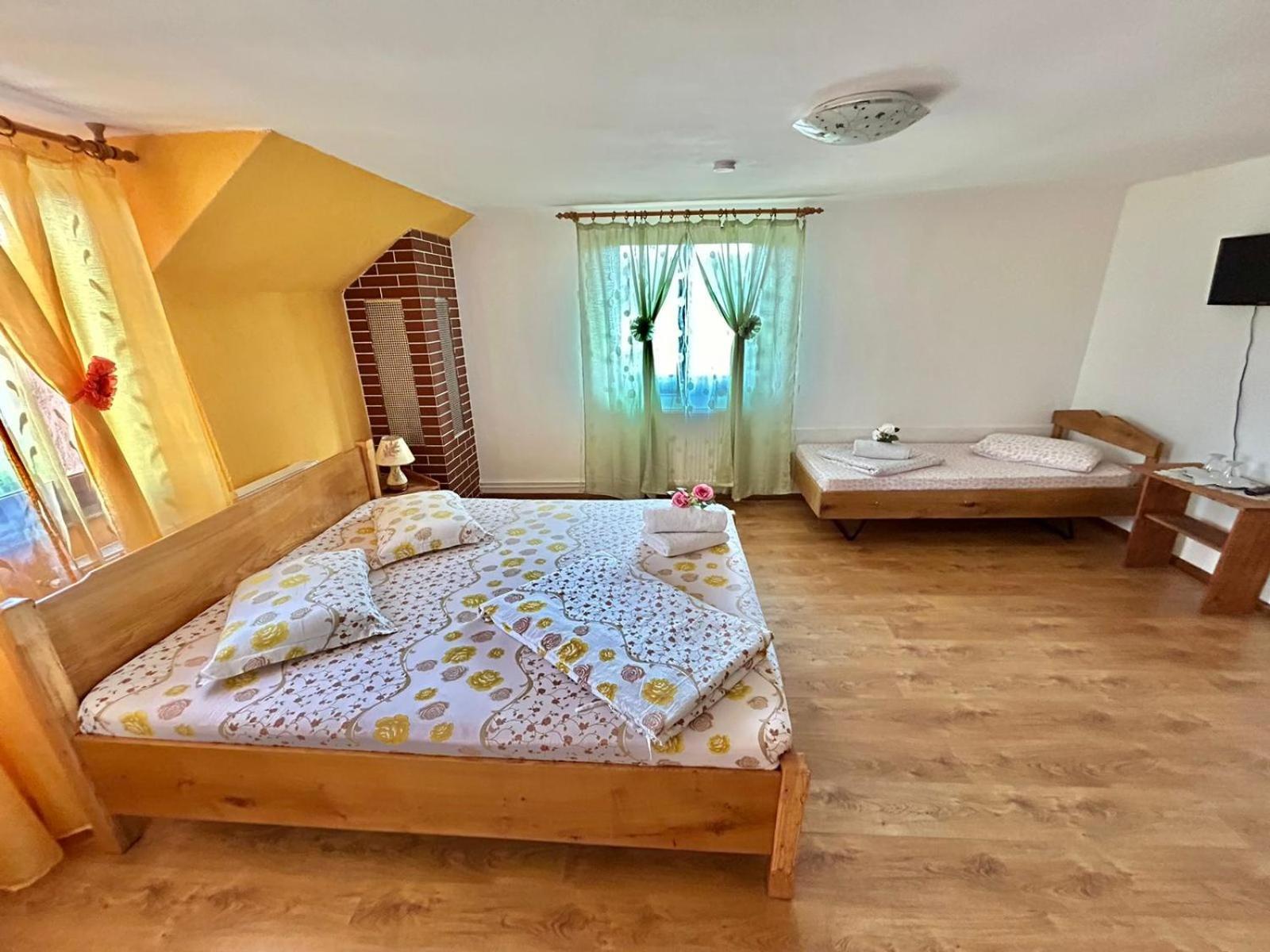Pensiunea Casa Nina Cîrţişoara Δωμάτιο φωτογραφία