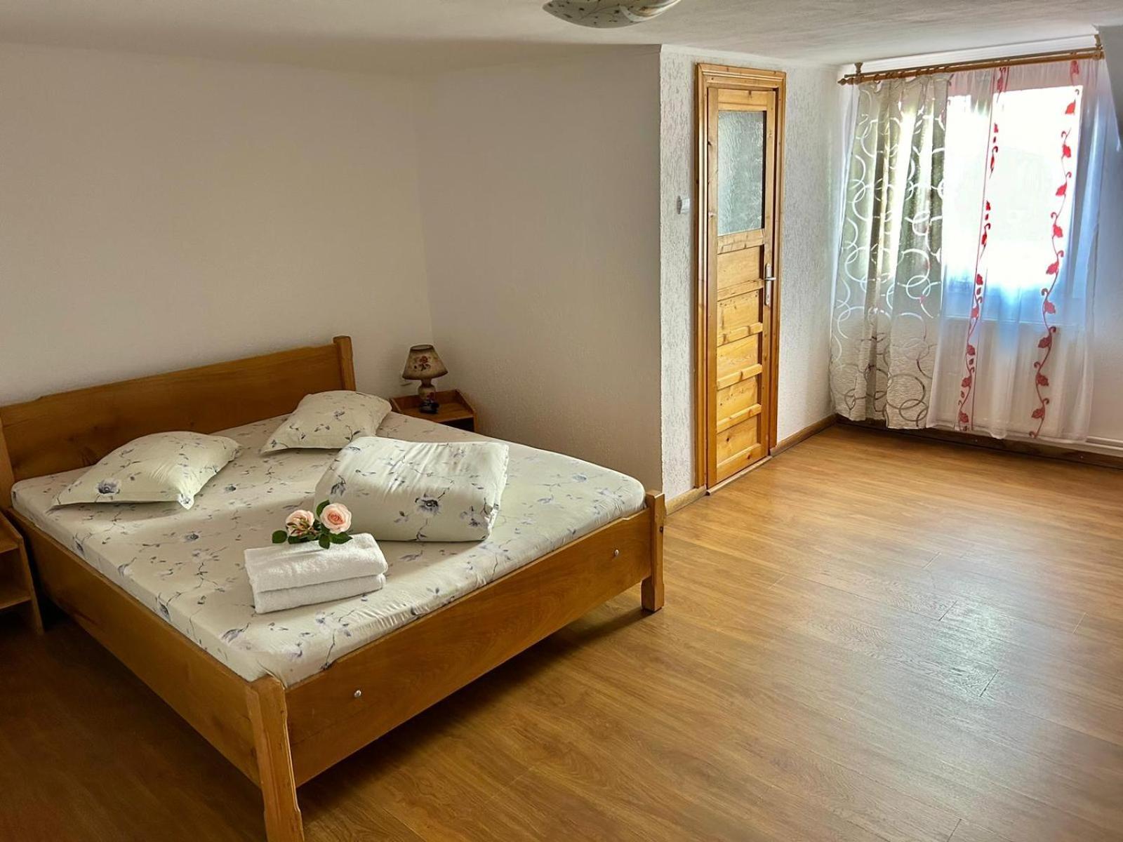 Pensiunea Casa Nina Cîrţişoara Δωμάτιο φωτογραφία